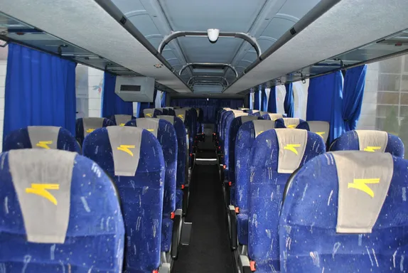 Bus 6.jpg
